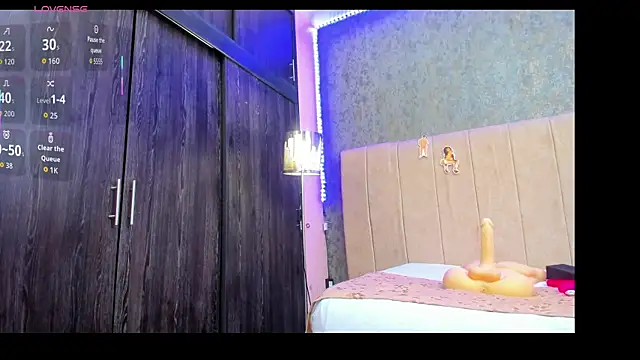 Snapshot of ava-am chatting on November 14, 1:37 am ava-am online show from November 14, 1:37 am