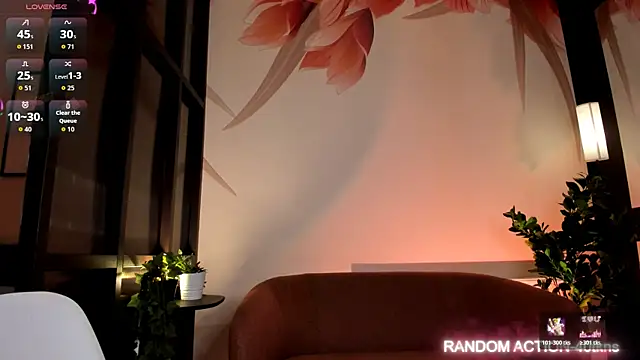 luna joy  online show from April 5, 1:52 pm