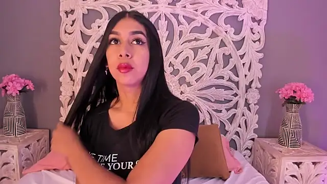 AnnieGibbyns online show from November 24, 8:52 pm