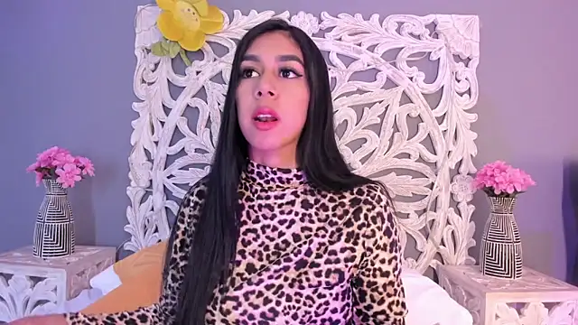 AnnieGibbyns online show from February 24, 8:29 pm