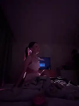 Snapshot of kisssssssss chatting on February 22, 6:30 pm kisssssssss online show from February 22, 6:30 pm