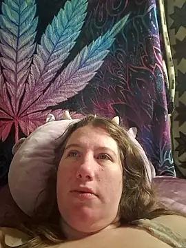 Seductivefoxyxh online show from November 29, 8:17 am