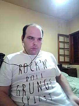 Jovissoares7ye online show from February 20, 11:38 pm