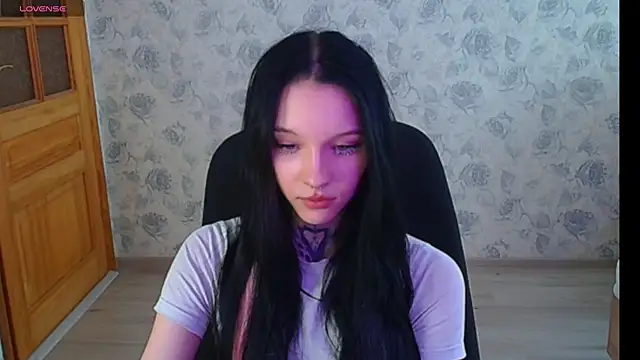 mefwhore online show from March 10, 8:37 am