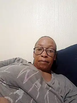 Snapshot of xyz089 chatting on March 6, 5:14 am xyz089 online show from March 6, 5:14 am