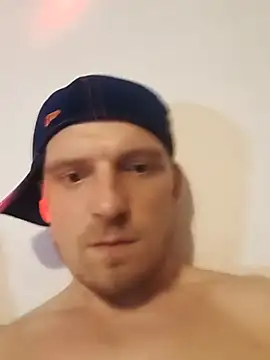 Snapshot of great_feeling chatting on February 23, 1:02 am great feeling online show from February 23, 1:02 am