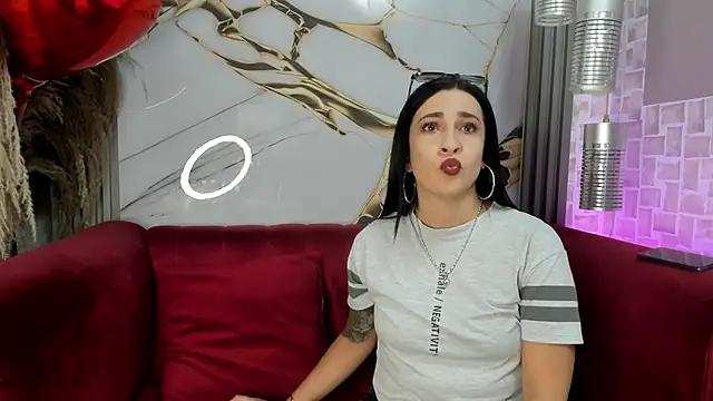 Bella williamss  online show from March 3, 7:42 pm