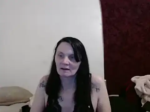 Snapshot of Hotmodel1984 chatting on March 13, 3:33 am Hotmodel1984 online show from March 13, 3:33 am