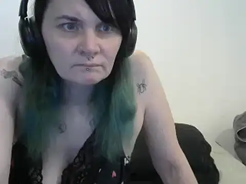 Hotmodel1984 online show from March 10, 6:46 pm