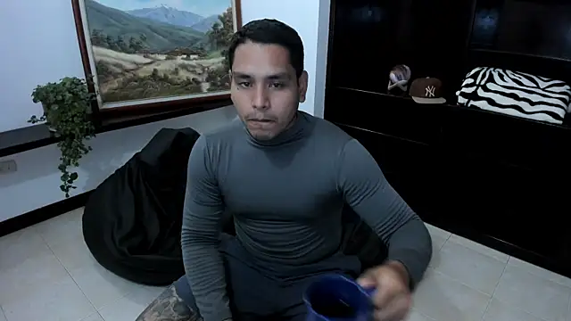 Snapshot of maxflurry_ chatting on February 27, 3:25 am maxflurry online show from February 27, 3:25 am