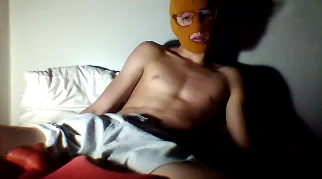 Snapshot of DaGP222 chatting on March 12, 5:02 am DaGP222 online show from March 12, 5:02 am