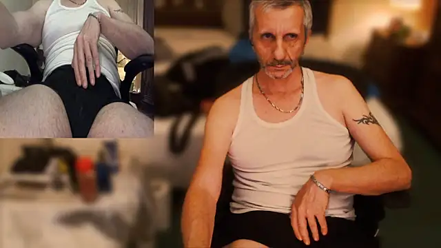 maxdaddy690 online show from September 11, 8:31 pm