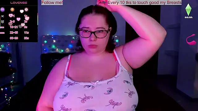 Lily lu one online show from October 4, 10:08 pm