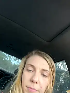 Snapshot of qtkayyzzxoxo chatting on October 21, 10:10 pm qtkayyzzxoxo online show from October 21, 10:10 pm