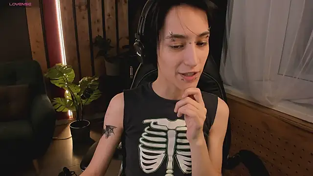 Snapshot of lisbatsyy chatting on March 4, 5:03 pm lisbatsyy online show from March 4, 5:03 pm