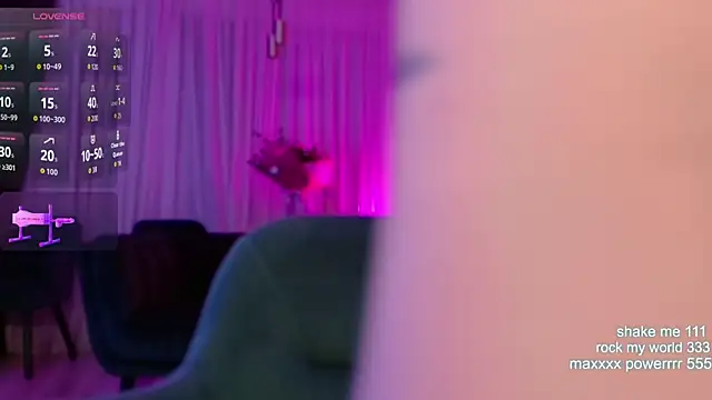 CutiePie69   online show from April 5, 7:11 pm