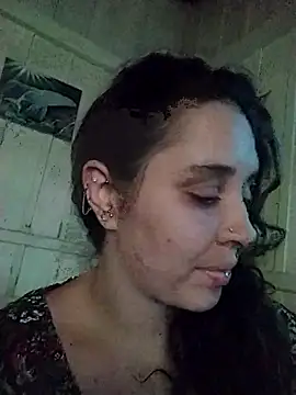 Snapshot of Fellyna chatting on March 21, 5:23 pm Fellyna online show from March 21, 5:23 pm