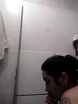 Snapshot of Fellyna chatting on October 7, 5:21 pm Fellyna online show from October 7, 5:21 pm