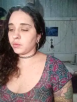 Snapshot of Fellyna chatting on October 24, 4:36 pm Fellyna online show from October 24, 4:36 pm