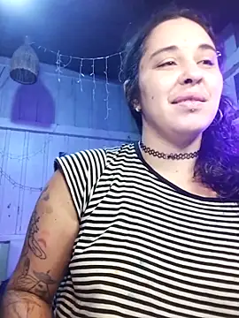 Snapshot of Fellyna chatting on November 6, 3:13 pm Fellyna online show from November 6, 3:13 pm