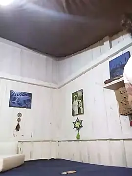 Snapshot of Fellyna chatting on November 17, 5:08 pm Fellyna online show from November 17, 5:08 pm