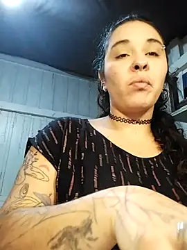 Snapshot of Fellyna chatting on November 20, 2:06 pm Fellyna online show from November 20, 2:06 pm