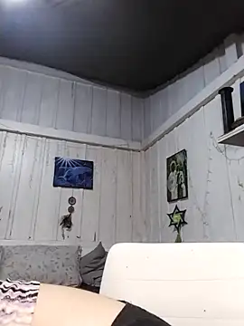 Snapshot of Fellyna chatting on November 22, 1:32 pm Fellyna online show from November 22, 1:32 pm