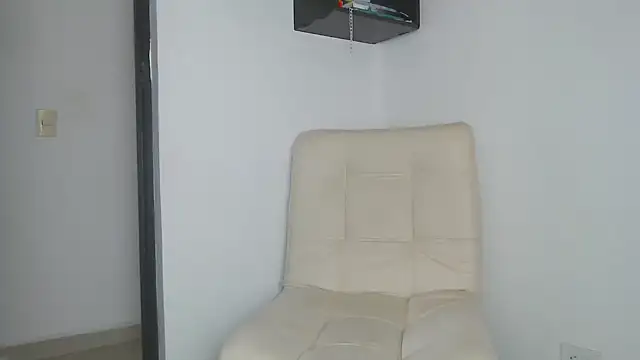 Andy collins   online show from November 8, 8:07 pm