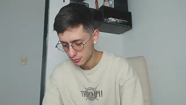 Andy collins   online show from January 17, 1:32 am