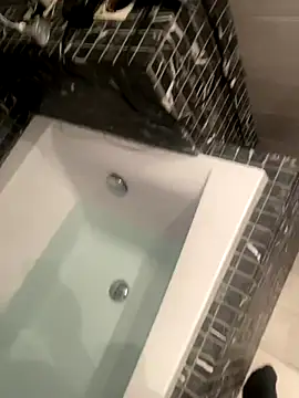 gryzoon online show from October 23, 2:00 am