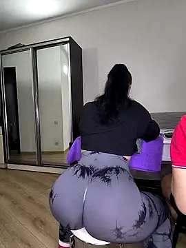  KissMyAss  online show from February 1, 6:39 pm