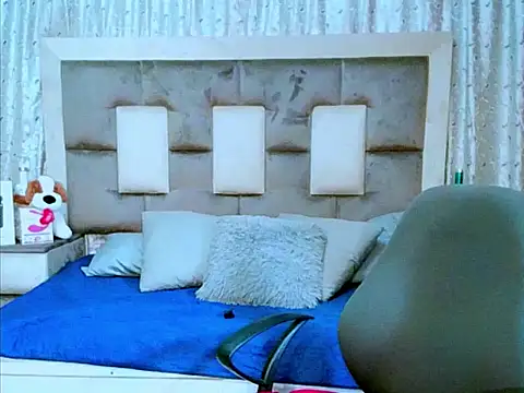 indiantopaz694u online show from March 15, 10:35 am