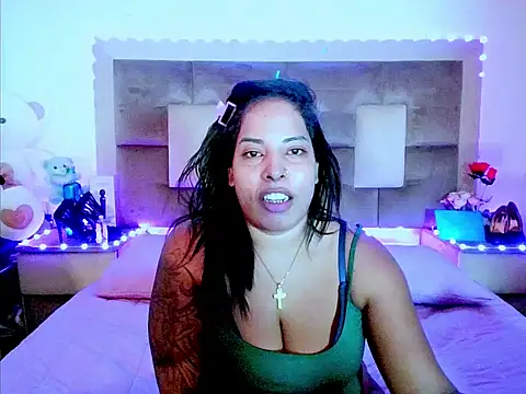 indiantopaz694u online show from April 16, 4:24 am