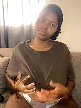 Snapshot of _DollFace_ chatting on November 27, 5:53 am DollFace online show from November 27, 5:53 am