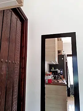 Snapshot of Emma_Milf25 chatting on March 18, 10:36 am Emma Milf25 online show from March 18, 10:36 am