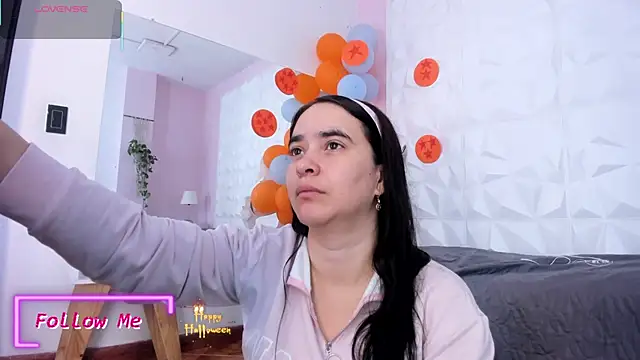 Valeriagomez  online show from October 31, 12:17 pm