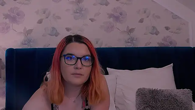 KailyKay online show from September 24, 6:11 pm