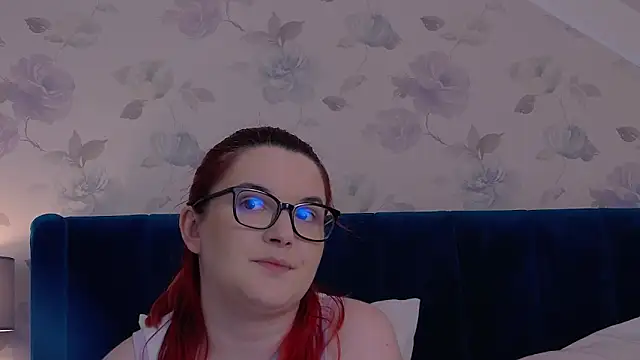 KailyKay online show from March 25, 7:09 pm