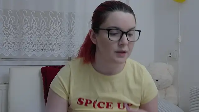 KailyKay online show from April 19, 6:10 pm