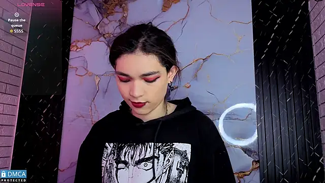 MaeveKuro online show from February 12, 3:23 am