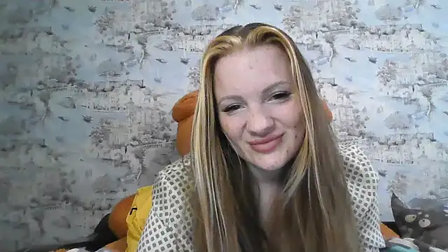 Snapshot of Eveline_May chatting on September 23, 1:03 pm Eveline May online show from September 23, 1:03 pm