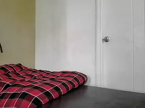 Snapshot of fitbuddy1 chatting on September 21, 9:44 am fitbuddy1 online show from September 21, 9:44 am