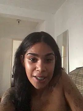 LollaReis021 online show from February 24, 10:03 pm