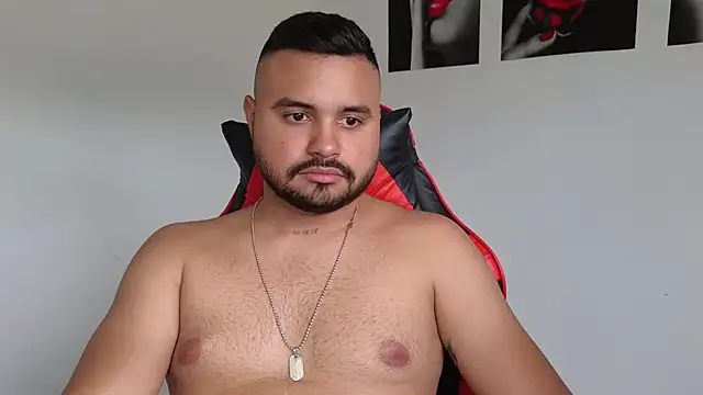 Snapshot of khalidferrer chatting on February 26, 1:41 pm khalidferrer online show from February 26, 1:41 pm