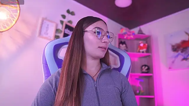 issa monterrey online show from March 20, 12:43 pm