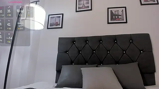 Snapshot of noah_johes chatting on November 9, 4:00 am noah johes online show from November 9, 4:00 am