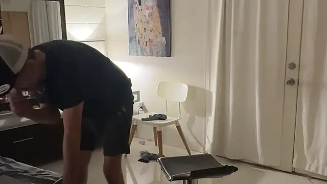 webtonight online show from September 9, 3:39 am