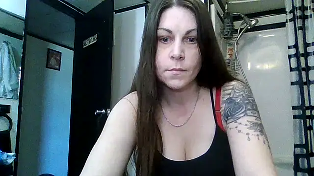Snapshot of mrstoxox4594 chatting on February 27, 6:20 pm mrstoxox4594 online show from February 27, 6:20 pm