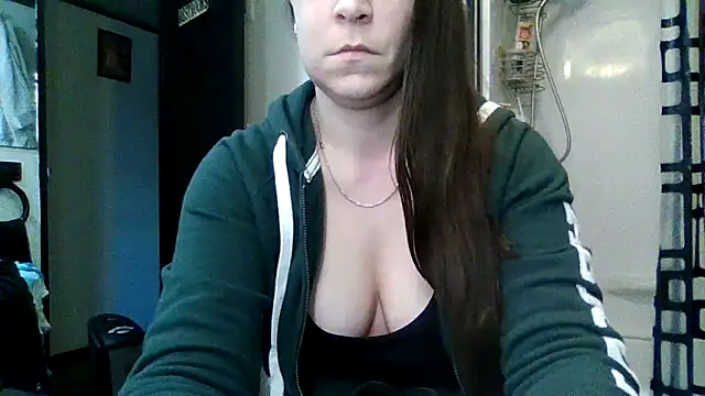 Snapshot of mrstoxox4594 chatting on February 27, 11:37 pm mrstoxox4594 online show from February 27, 11:37 pm