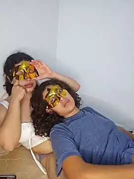 Snapshot of SexyLilyXO chatting on March 5, 5:29 am SexyLilyXO online show from March 5, 5:29 am